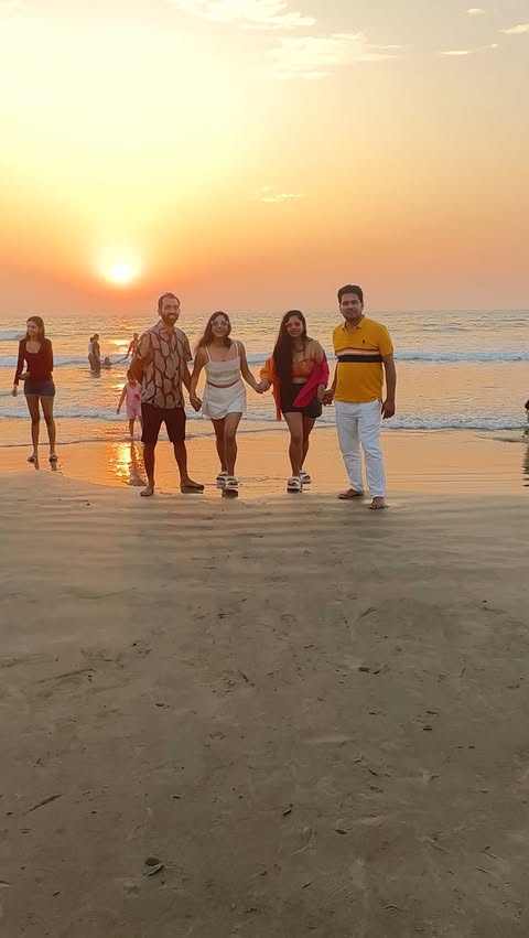 Instagram post by @mummy_babyjiyansh for MakeMyTrip. Caption reads: [...] 😍 Found this amazing stay through....
