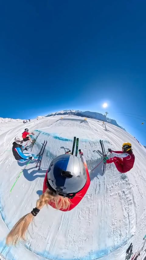 Instagram post by @fannysmith for Insta360. Caption reads: [...] kick-off.🔥 Let’s go🤘

🎥: @insta360 /....