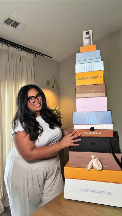 Instagram post by @alexusdanisha for Torrid. Caption reads: Let’s do an in depth unboxing for this months PR!....