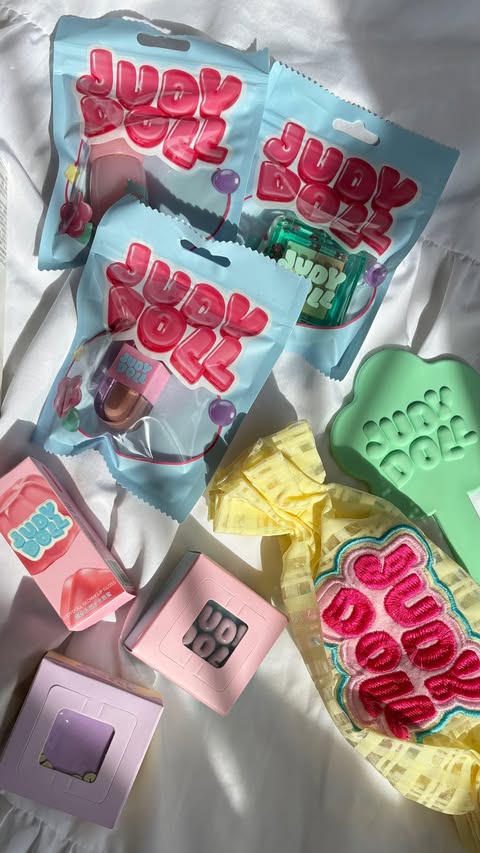 Instagram post by @kanaebarrio for Judydoll. Caption reads: sweet and small 🍬💄 @judydoll_official....