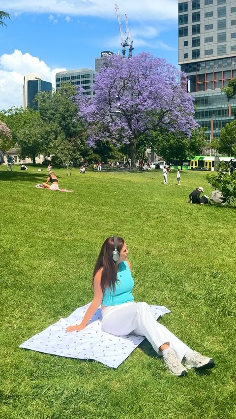 Instagram post by @molly_thompson for Sennheiser. Caption reads: [...] different this year... 👀🇦🇺 but my....