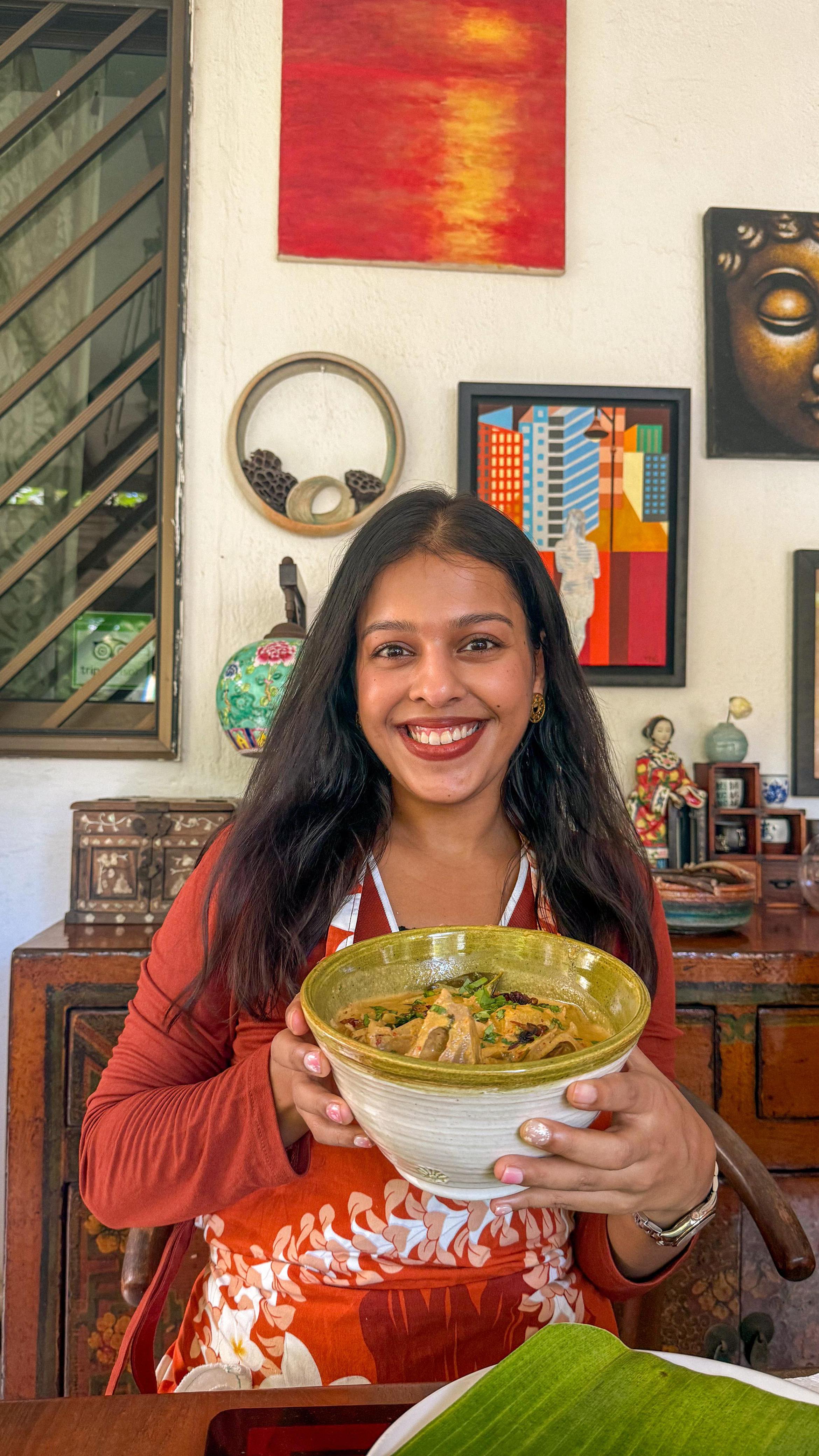 Instagram post by @kirtibhoutika for VisitSingapore. Caption reads: Three food experiences that made me fall in love....