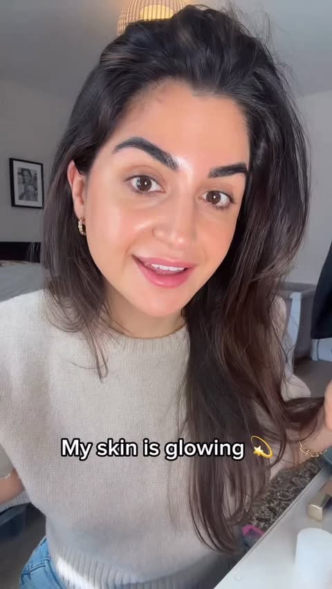 Instagram post by @doctorshireen for Dr. Dennis Gross Skincare. Caption reads: I absolutely love the @drdennisgross Universal....