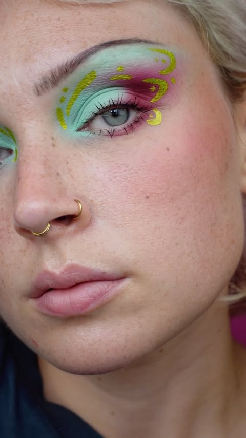 Instagram post by @alexa.jennah for BEAUTY BAY. Caption reads: ✨✨ Details🔻 @beautybay jade palette (gifted PR)....