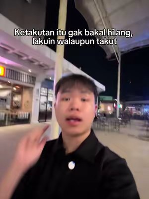 TikTok post by @willy.dzn for thinkyup.id. Caption reads: [...] video ini 😭 #promoyup #diskontiktok....