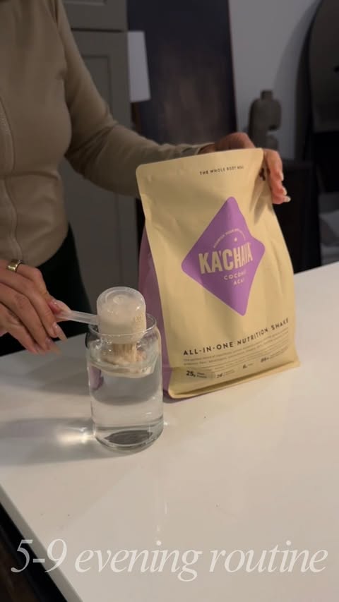 Instagram post by @sarah_barthel for Ka'Chava. Caption reads: [...] in order and taking care of my body.....