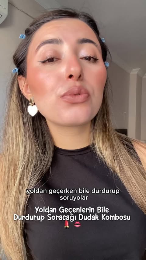 Instagram post by @goncaliblogg for Maybelline New York Türkiye. Caption reads: Favori dudak kombom👇🏻 @maybelline_tr #maybelline....