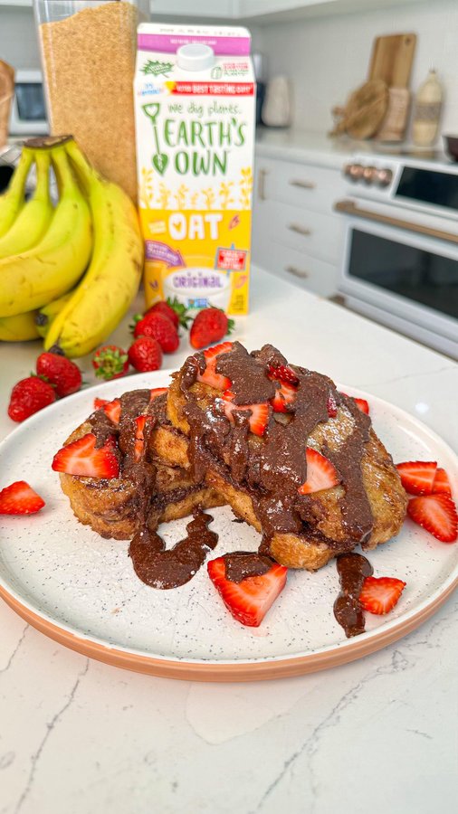 Instagram post by @that.veganbabe for Earth’s Own. Caption reads: Introducing your new breakfast OBSESSION…....