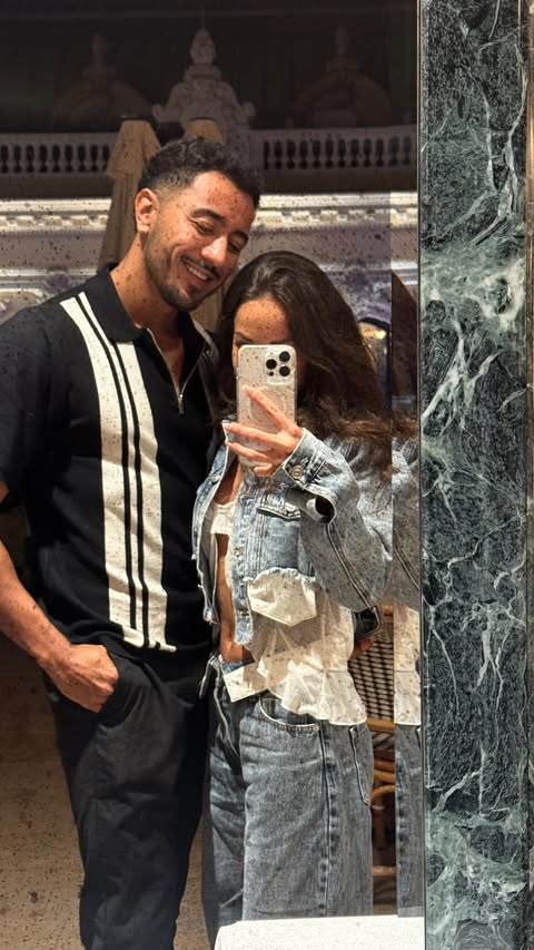 Instagram post by @nawakkkkkkk for Fashion Nova. Caption reads: [...] d’être la seule à être comme ça....