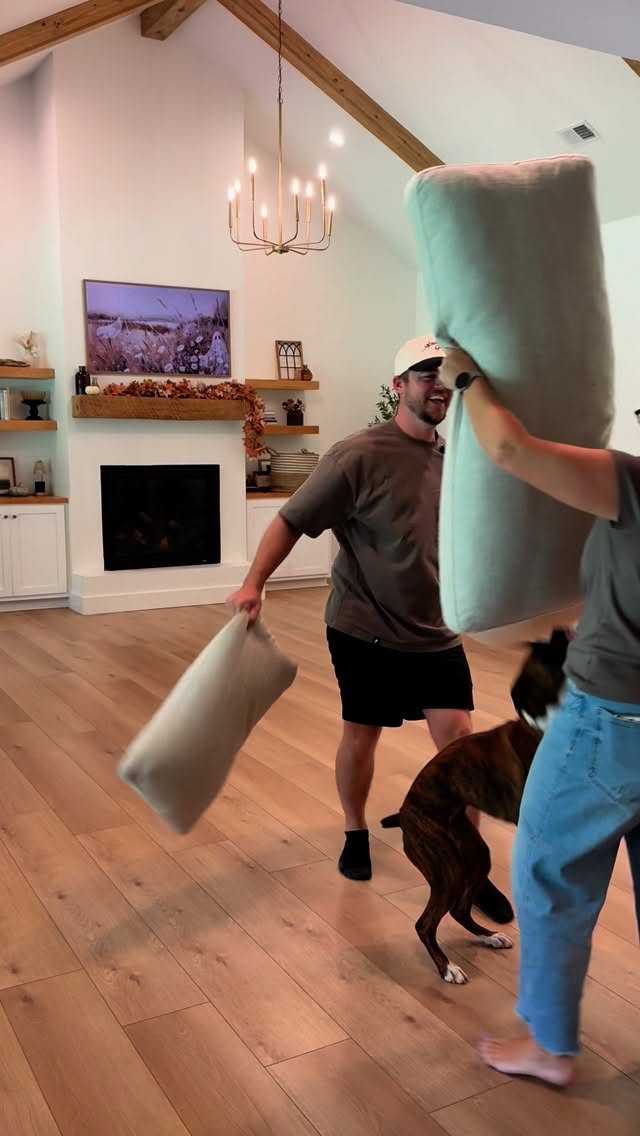 Instagram post by @tylergrowthlife for Sixpenny. Caption reads: [...] several comments asking about our new....