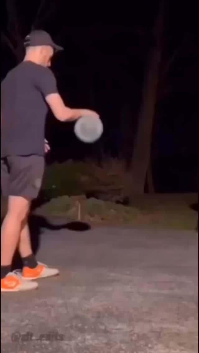 Instagram post by @clipfeedz for QUAY. Caption reads: Gotta check it out 🔥 @quayaustralia.