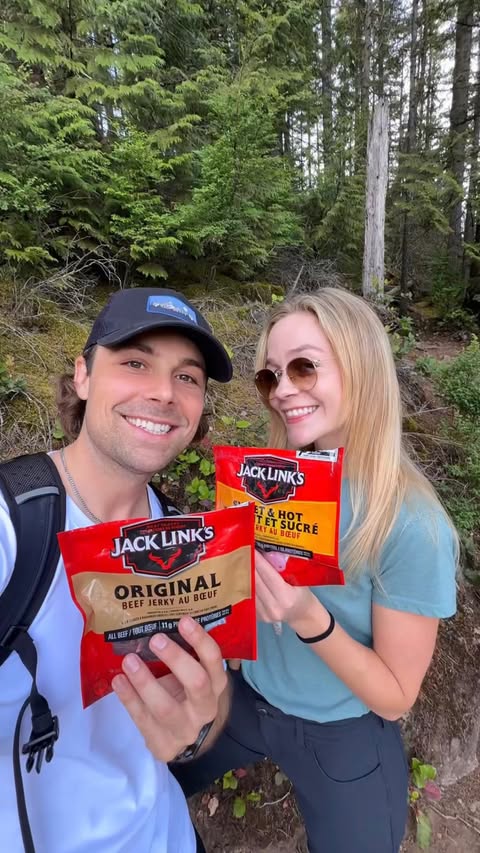 Instagram post by @derekjacobkesseler for Jack Link's. Caption reads: [...] with snacks that can keep up 🌲⛰️....