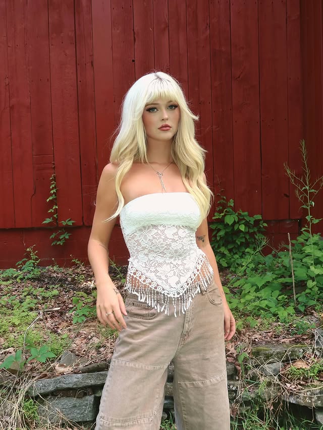 Instagram post by @loren for Fashion Nova. Caption reads: smudge ♡’s @fashionnova #FashionNovaPartner outfit....