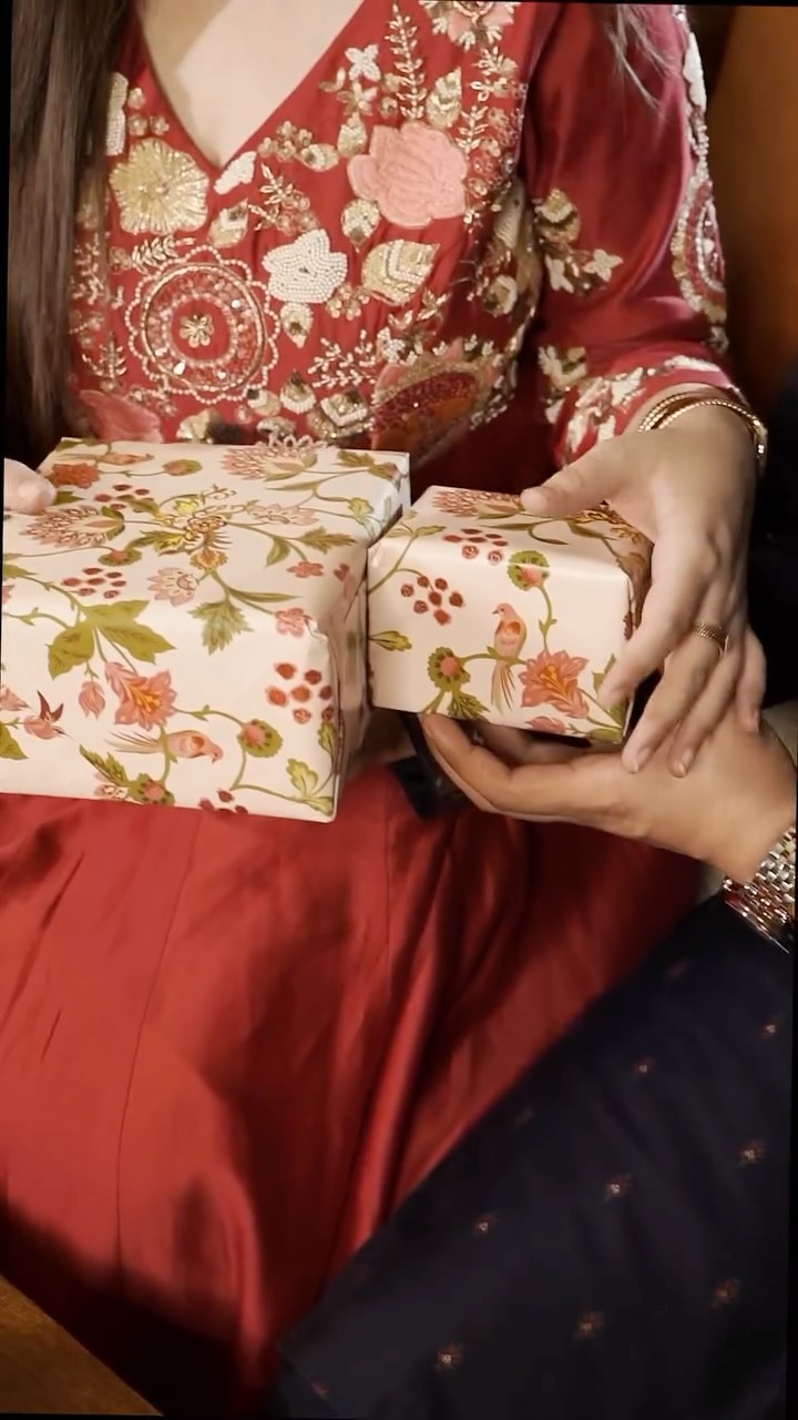 Instagram post by @shubham_ss for Portronics. Caption reads: This Diwali, I wanted to gift Shagun something....