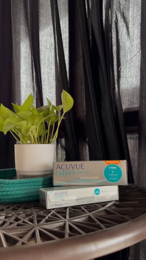 Instagram post by @ridhiiiii.08 for ACUVUE. Caption reads: [...] for me. I finally decided to give the ACUVUE....