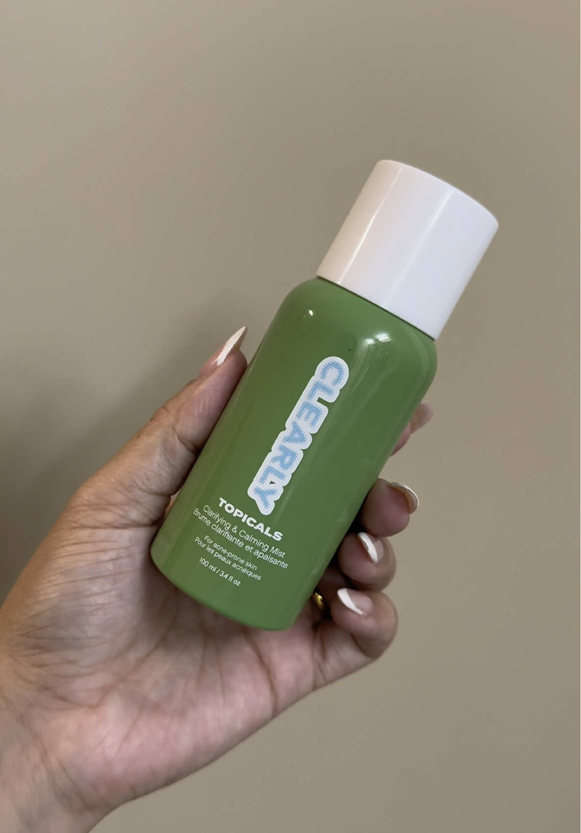 TikTok post by @leidyymorenitaa for TOPICALS. Caption reads: gifted by Topicals 💚 @TOPICALS @sephora [...].