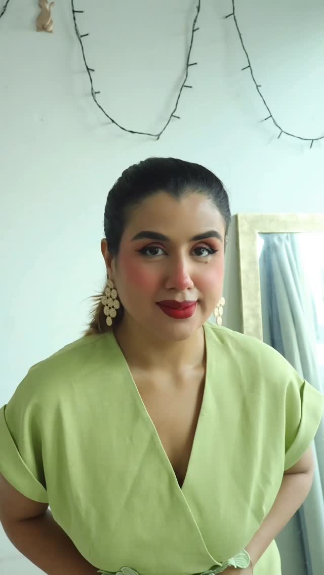 Instagram post by @tonali_sarkar for APM Monaco. Caption reads: 💫💫💫

Keep up with the latest trends by....