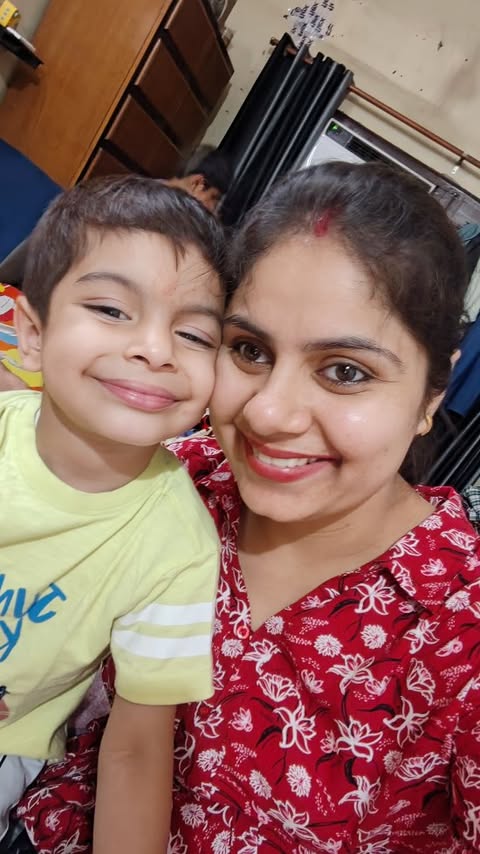 Instagram post by @glimmer_akanksha for Johnson’s Baby. Caption reads: Some products just earn their spot in your routine....
