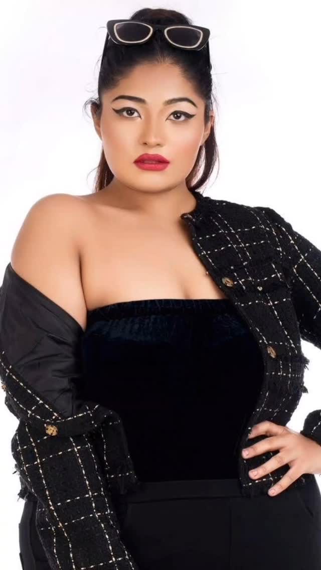 Instagram post by @karthika_195 for Amazon Books. Caption reads: ✨ Light is everything in content creation!....