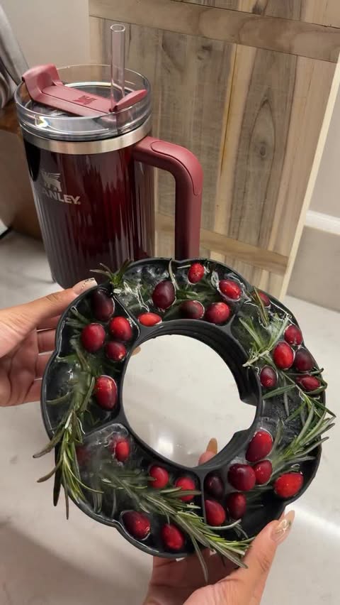 Instagram post by @sophpiper_ for Stanley 1913. Caption reads: Gifting made easy this year with @stanley_europe....