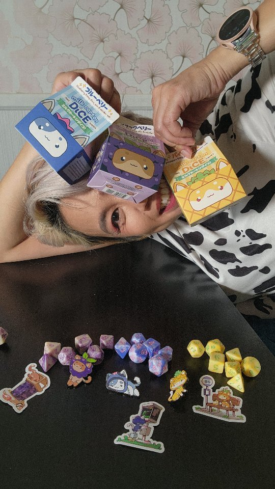 Instagram post by @iamchubbybunny for 1985 Games. Caption reads: [...] Carton Dice sets, now on....