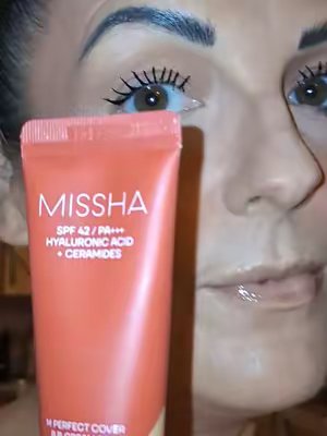 TikTok post by @catchef84 for Missha. Caption reads: MISSHA B PERFECT COVER BB CREAM SPF42 ☀️ [...].