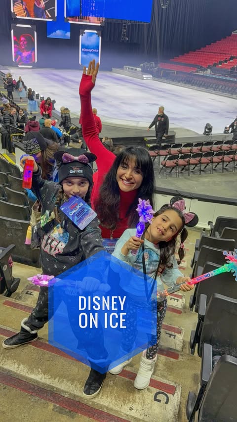 Instagram post by @julianazjourney for Disney On Ice. Caption reads: [...] we had the sweetest family night at....