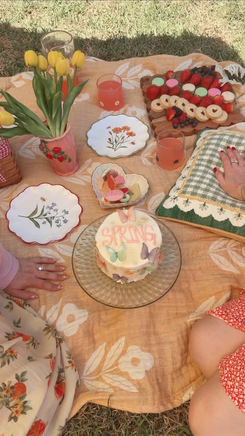 Instagram post by @flashesofstyle for World Market. Caption reads: [...] backyard picnic with finds from @worldmarket....