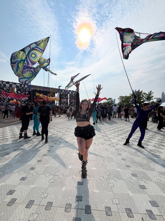 Instagram post by @aliwubz for Eargasm. Caption reads: [...] Always keeping my ears protected w @eargasm.....