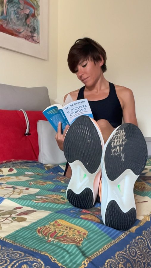 Instagram post by @sportvitale for Compex. Caption reads: [...] I’m....