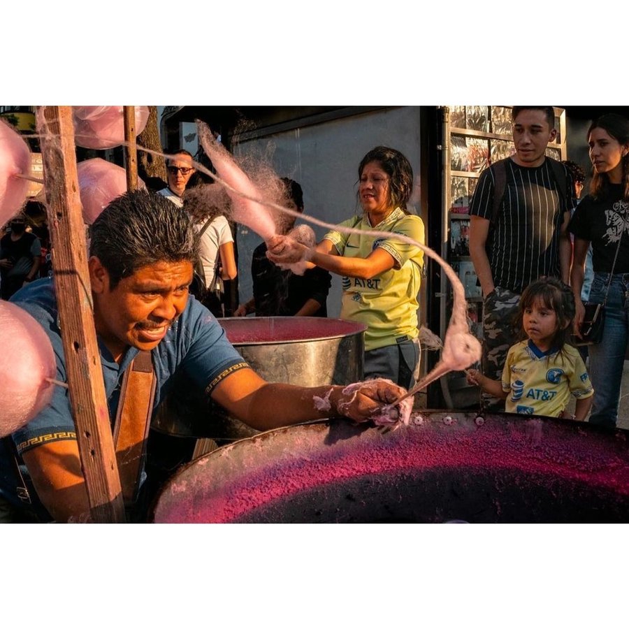 Instagram post by @_histogrammer for Wandrd. Caption reads: 🟡 @_histogrammer 
Curated by: @stekyndt....