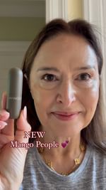 Instagram post by @beauty_bycamellia for Mango People Media. Caption reads: It’s all about Berry shade 💕 NEW....