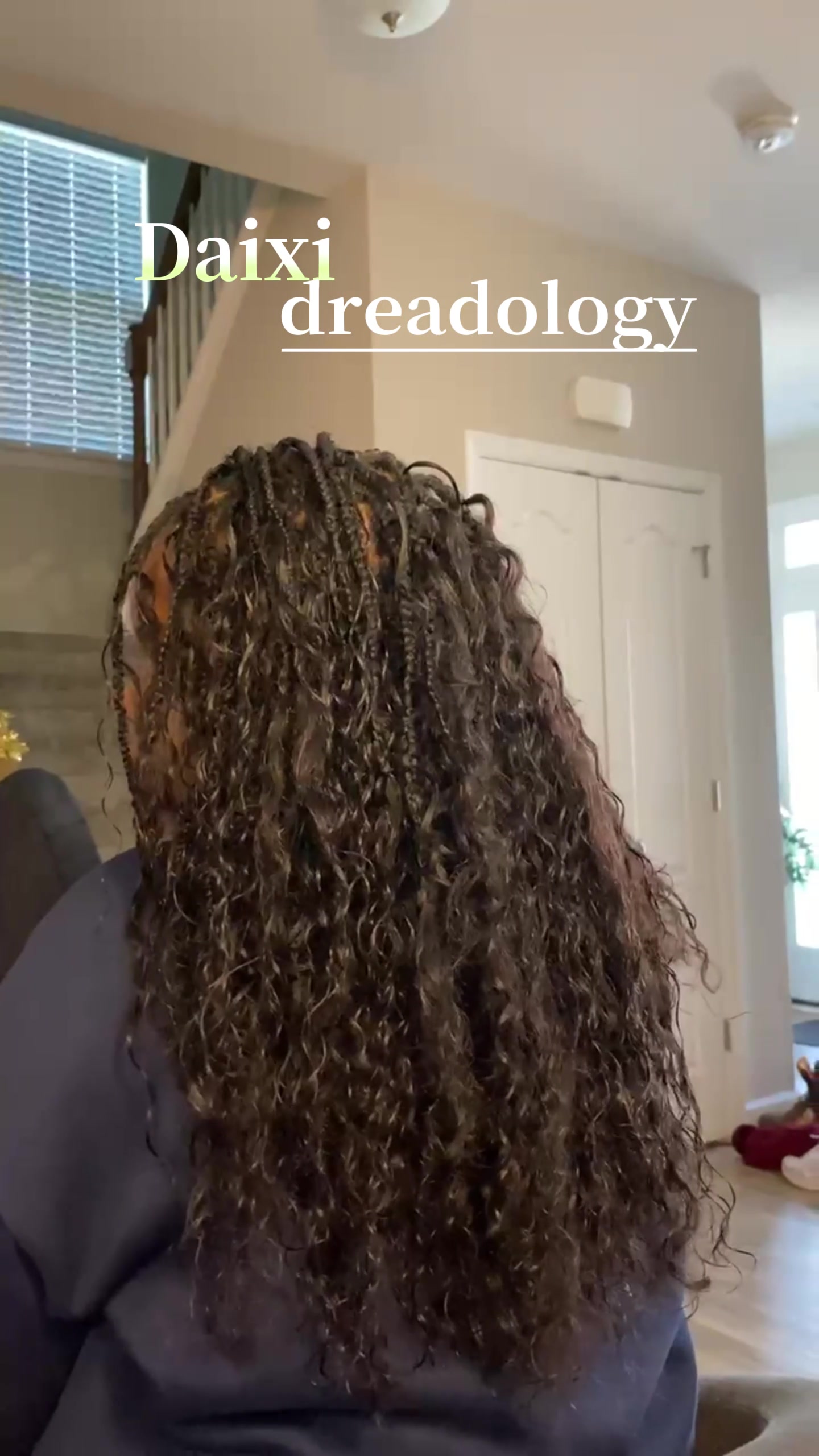 TikTok post by @kiayaelliott for Daixidreadology. Caption reads: Talk about a makeover 🥰 @Daixi Dreadology .