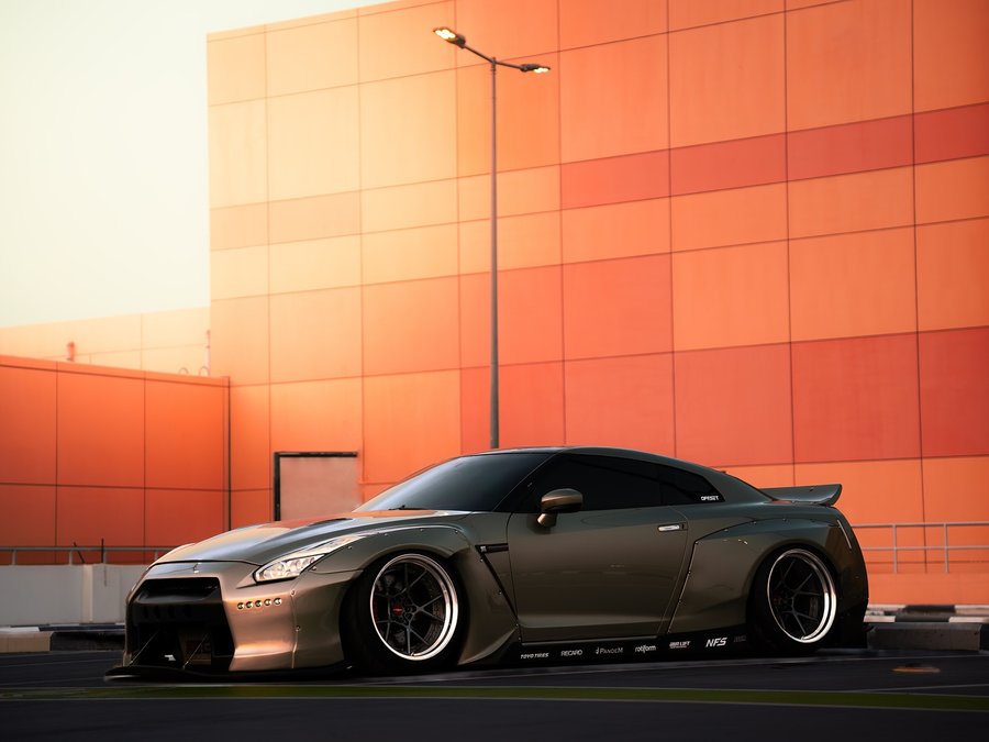 Instagram post by @cleangtr for HIREV SPORTS. Caption reads: [...] 

- sponsored & supported by:

*....