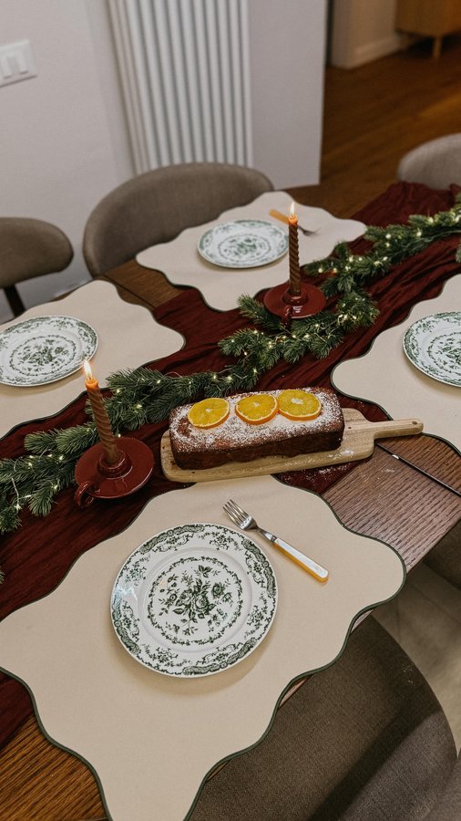 Instagram post by @jorameraj for Temu. Caption reads: 🎅 Unboxing my Temu Christmas haul! 🎁✨
Search my....