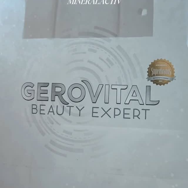 Instagram post by @ani.andreea for BUZZStore. Caption reads: Aslavital aduce echilibru și vitalitate pielii....