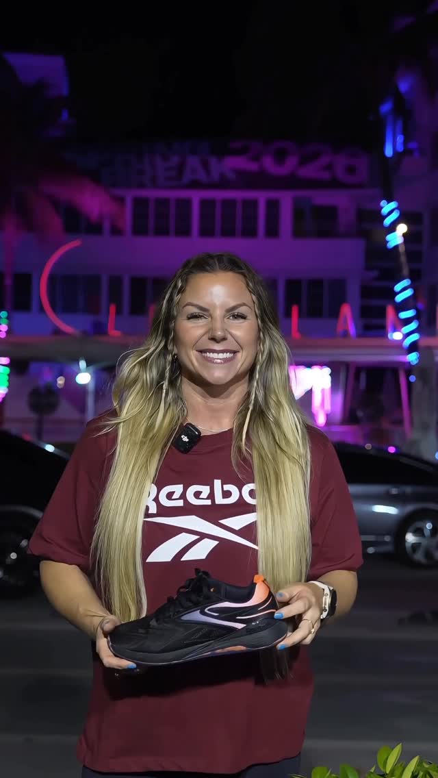 Instagram post by @strongerwithkelly for Reebok. Caption reads: [...] night plans😉 Come hang with me and the....