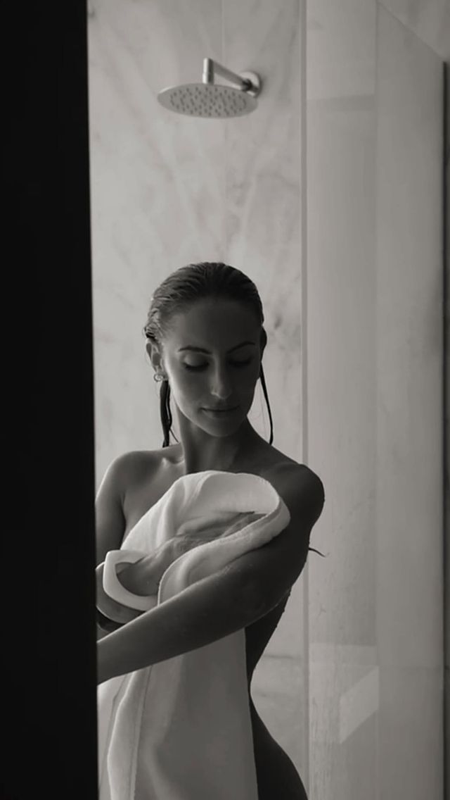 Instagram post by @carolinanashtai for René Furterer. Caption reads: René’s Sublime Karité range has been crucial to my....