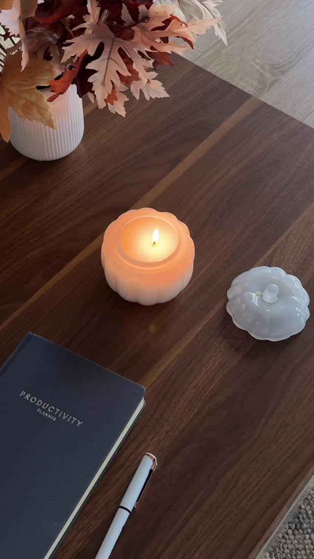 Instagram post by @lifebyshawna for Intelligent Change. Caption reads: [...] fails me.
 Code SHAWNA for 10% off....