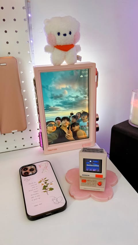 Instagram post by @rachel_jin92 for Divoom. Caption reads: Do you guys have any Divoom products? I mostly....