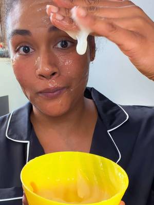 TikTok post by @thelindobarretts for Myla's Moss. Caption reads: [...] #ASMR #FaceMask #TikTokSkincare@MYLASMOSS.