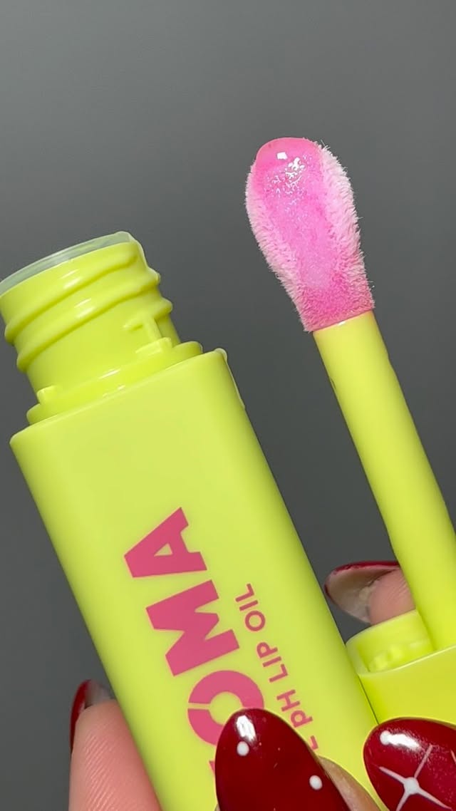 Instagram post by @thecalloftheglow for Hypebae. Caption reads: Lip oil .. meet lip oil holder 🩷🤭☁️
- PR....