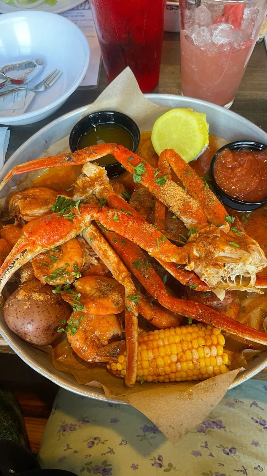 Instagram post by @kaanade for Tru Fru. Caption reads: Seafood + @trufru = the perfect combo I didn’t....