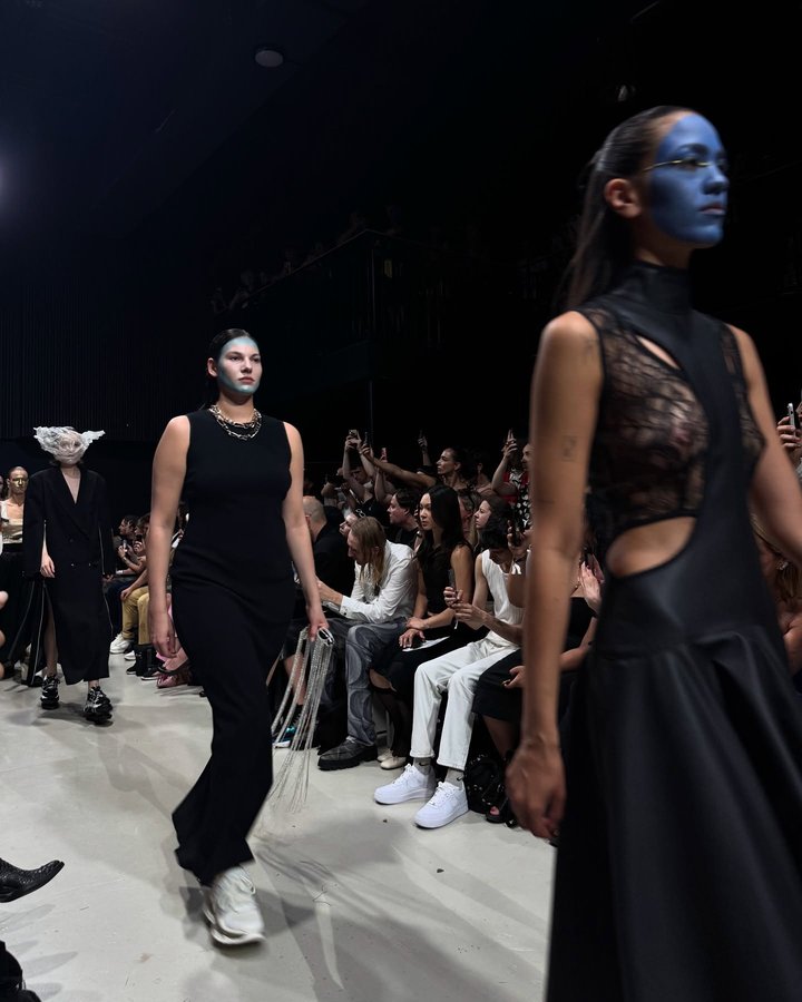 Instagram post by @sabrinawayneee for Mind Games Fragrance. Caption reads: weekly recap.

| enthält....