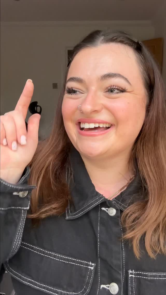 Instagram post by @dani_b_unfiltered for Bellesa Boutique. Caption reads: Another successful day outside for me... this must....