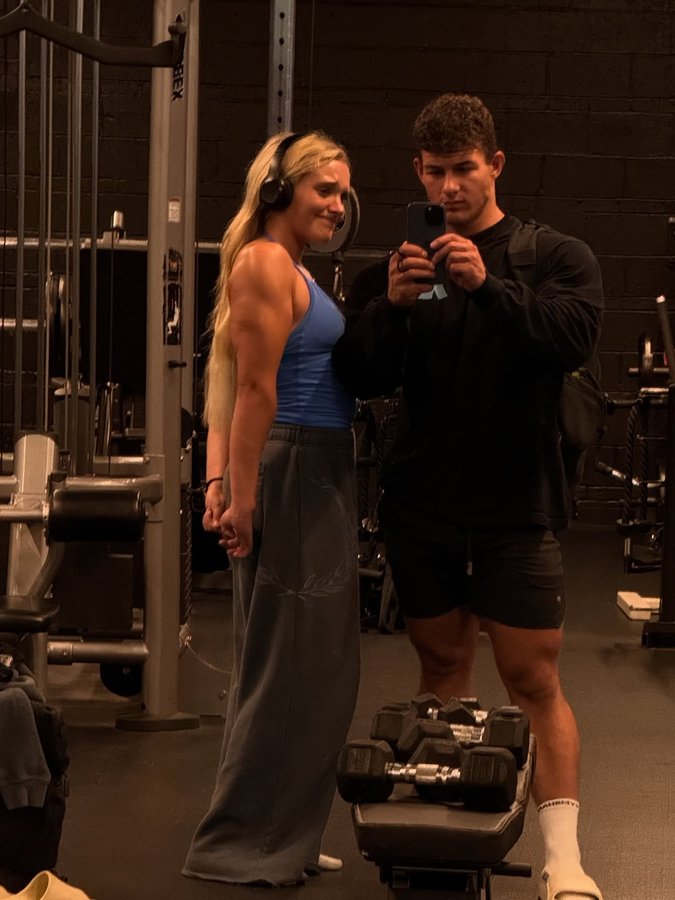 Instagram post by @leospremulli for Evogen Nutrition. Caption reads: Life recently 🤙🏼💪🏼🧬

@evogennutrition |....