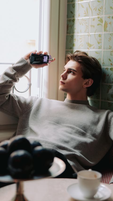 Instagram post by @nilskue for Mugler. Caption reads: Anzeige / Gifting something truly iconic this....