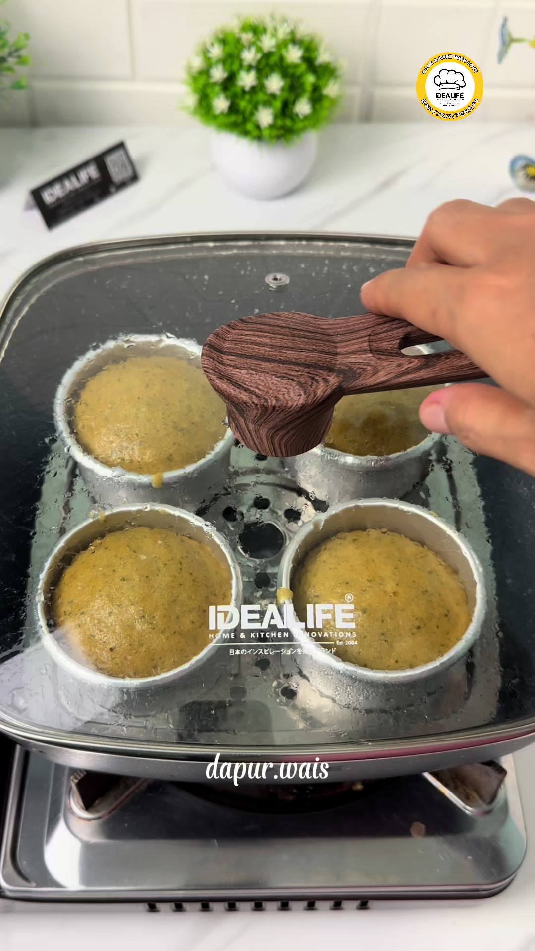 TikTok post by @dapur.wais for idealifeonline. Caption reads: [...] Function Pan Cookware IL-24MP dari....