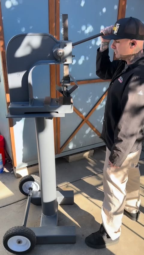 Instagram post by @bhoodfab for Lincoln Electric. Caption reads: [...] with the new power MiG 215 mpi....