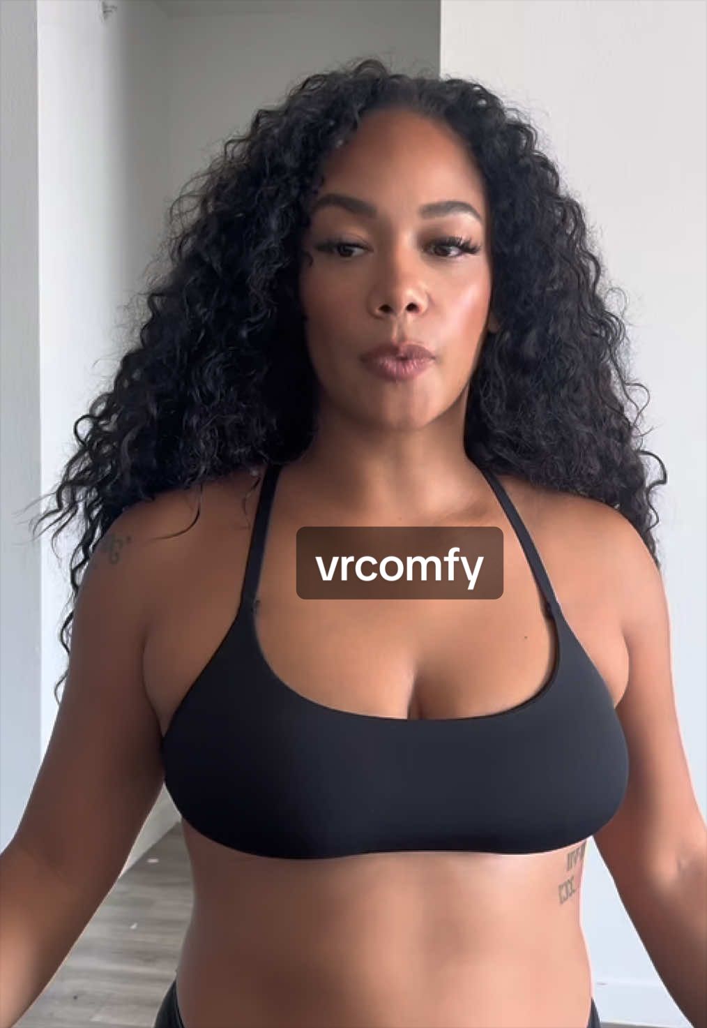 TikTok post by @bonniehoudini for VRCÔMFY. Caption reads: @VRCOMFY really outdid themselves with this one!....